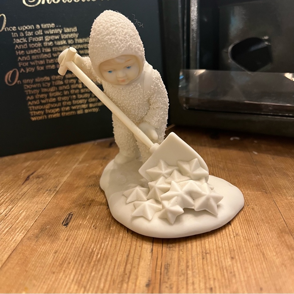 Dept. 56 Snowbabies So Much Work To Do Shoveling Stars Holiday Figurine